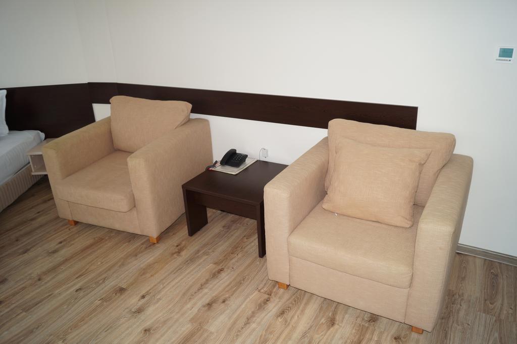 Hotel Kardjali Kurdzhali Luaran gambar