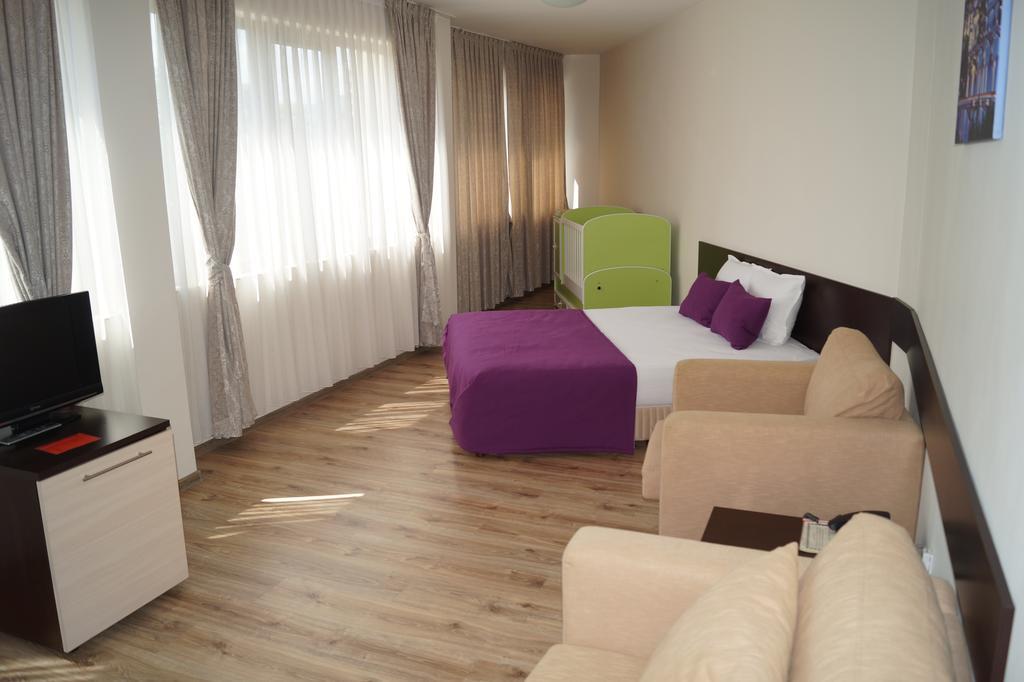 Hotel Kardjali Kurdzhali Luaran gambar
