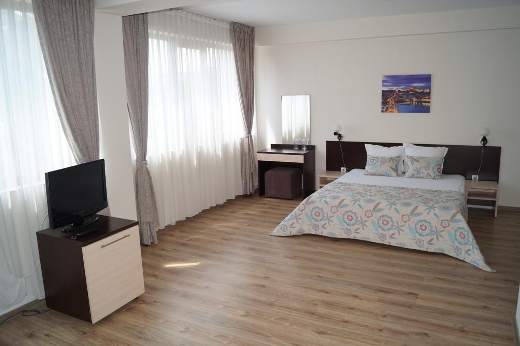 Hotel Kardjali Kurdzhali Luaran gambar