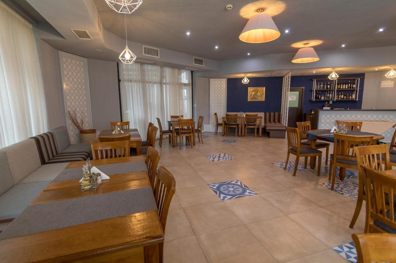 Hotel Kardjali Kurdzhali Luaran gambar